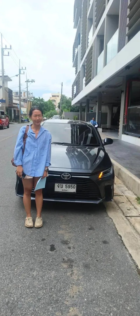 ลูกค้ารับรถเช่าหาดใหญ่ แบล็คไลอ้อน รถเช่า ภาพที่ 2